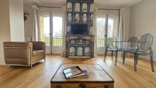 Grand appartement avec vue sur la fontaine de la Rotonde - Aix-en-Provence - 0