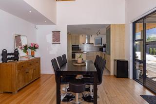 Spacious Mountain View Manor with Sauna - 3