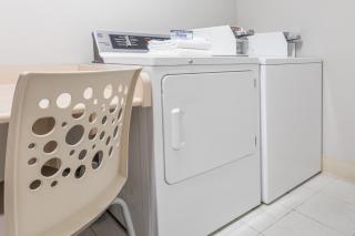 Microtel Inn & Suites Modesto - 3