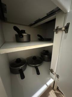 Serene Birmingham City Apartment with free parking - Sleeps 6 - Prime, Disney, Netflix - 4