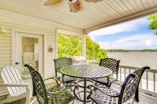 Swim, Boat and Fish Townhome on Lake of the Ozarks - Lake Ozark - 9
