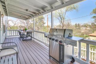 Walk to Dtwn Show Low Townhome with Balcony - 8