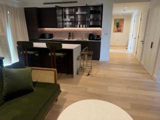 Waterside Stay Near O2 Royal Dock With Parking And AC - Londra - 8