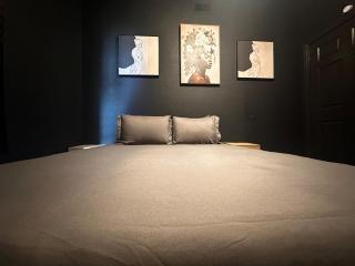 Chic Private Room Near Downtown & Little Italy - San Diego - 4