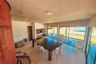 Hermosa Mansión c/pileta y jacuzzi -Barrio privado - 5