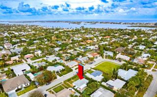 New! Luxurious Villa with Pool in West Palm Beach - West Palm Beach - 0