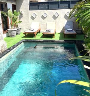 Villa MARIE - KUTA - 6 Bedroom 4 Bathroom Villa - Great Location ! - Kuta - 6