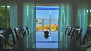 Villa with pool and beach access - 5