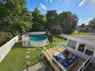 Spacious Family-Ready 4BR with Pool and Office - East Hartford - 7