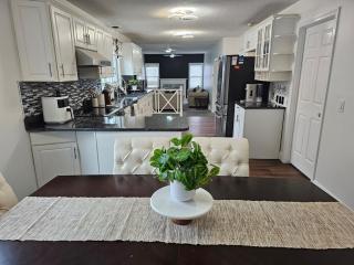 Spacious Family-Ready 4BR with Pool and Office - 1
