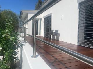 Appartement mit 2 Schlafzimmern und Terrasse - Halle - 0