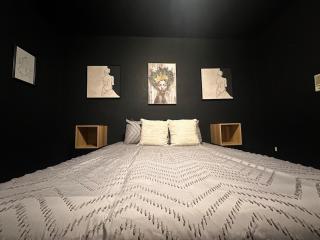 Stylish Stay with Coffee Bar Heart of SD - San Diego - 1