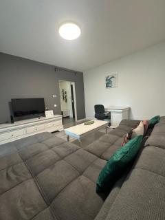 White HOME in Exigent Plaza Romania faza 4 - Bucharest - 7