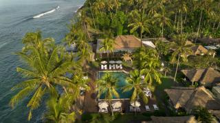 Nirwana Beach & Resort - 4