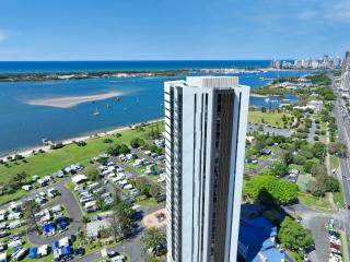 Marine Quarter Apartments by CLLIX - Gold Coast - 0