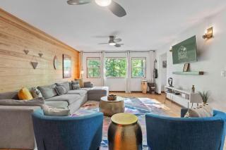 Hot Tub Haven 7 Beds Endless Summer - 2