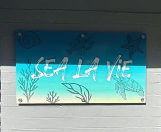 Sea La Vie- beach cottage - 5