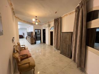 3 bed 2 bath apartment - 1