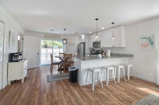 Sunshine Lane l Heated Pool l Walk to Beach - St. Augustine - 7