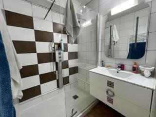 Deux pièces avec vue sur canal et parking privé à Sète - FR-1-338-616 - 5