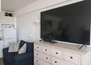 Pool Luxury Oceanfront Studio Ideal 4 Long Stay - Daytona Beach - 4