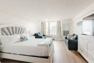 Pool Luxury Oceanfront Kitchen Ideal 4 Long Stay - Daytona Beach - 0