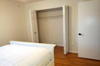 Pool Luxury King Room4Rent in a 2BR 2.5BA Laundry - Daytona Beach - 3