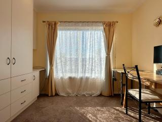 Coleman Comfort Hub - close to City&Air port - Moonah - 4