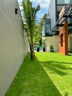 Pool's Paradise with in-House Elevator - Taman Melawati - 1