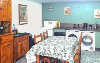 2 Bedroom Cozy Home In Tabre - 1