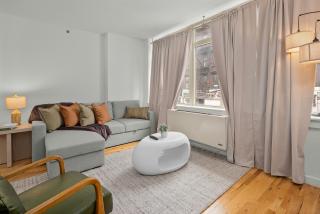 Modern 2BR Steps from New York's Iconic Broadway - Nueva York - 3