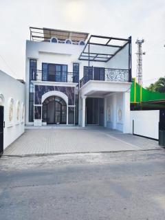 YUTAKA INN Nabila Juanda Airport Sidoarjo - - 0