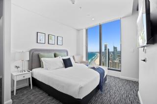Meriton 3 Bedroom Ocean City Views Parking - Gold Coast - 1