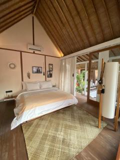 Coral Drift Resort & Villas - Gili Air - 0