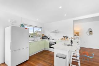 Stella LJHooker Yamba - 7