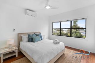 Stella LJHooker Yamba - 4
