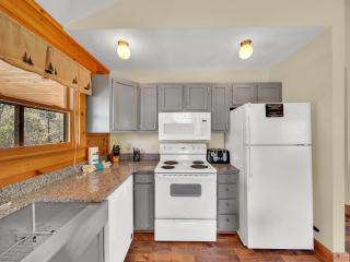 Greenbrier Woods cabin - Gatlinburg - 3