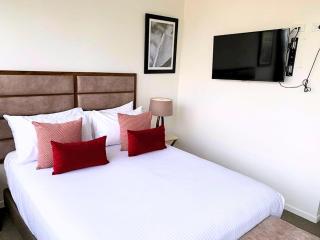 Lovely 1 Bedroom Apt in Surfers Paradise - Gold Coast - 7