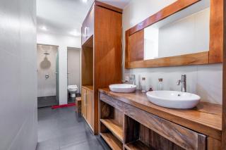 Massive 3BR Luxury Pool Mansion in Perrerenan - Canggu - 3