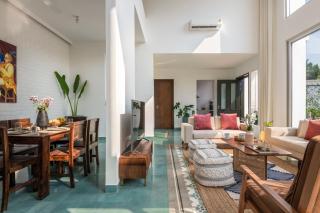 La Olalian 2 & 3 BHK Designer Villas Near Anjuna Beach with Private Pool & Sun Deck & Garden - 9