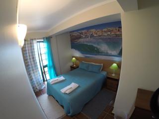 Supertubos Beach Hostel - Peniche - 3