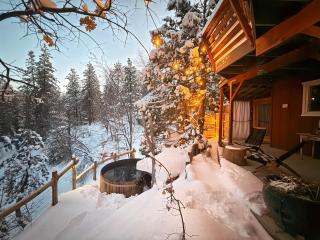 Peaceful ECO Cedar Hot Tub AC EV Mountain Views - Running Springs - 7