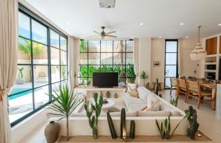 Villa Coconut Canggu - Canggu - 9