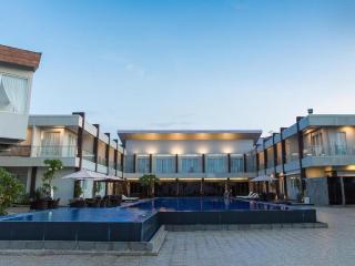 D'Season Premiere Hotel - Jepara - 4