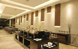 pyramid suites Hotel - Banjarmasin - 9