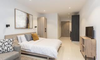 Elegant 3 Bedroom Space Available - Accra - 6