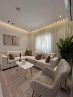 غرفة وصالة بستايل اسكندنافي - Riad - 2