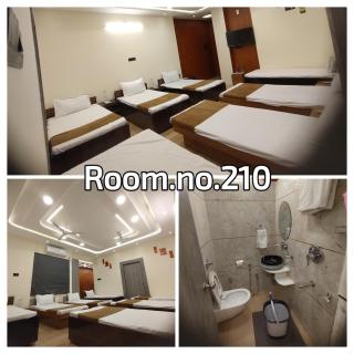 Cozy Home Stay - Varanasi - 9