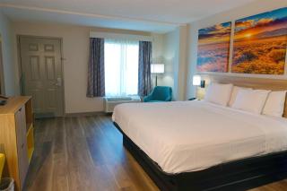 Days Inn by Wyndham Norman - Norman - 2
