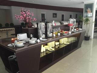Raffleshom Hotel - Bandung - 7